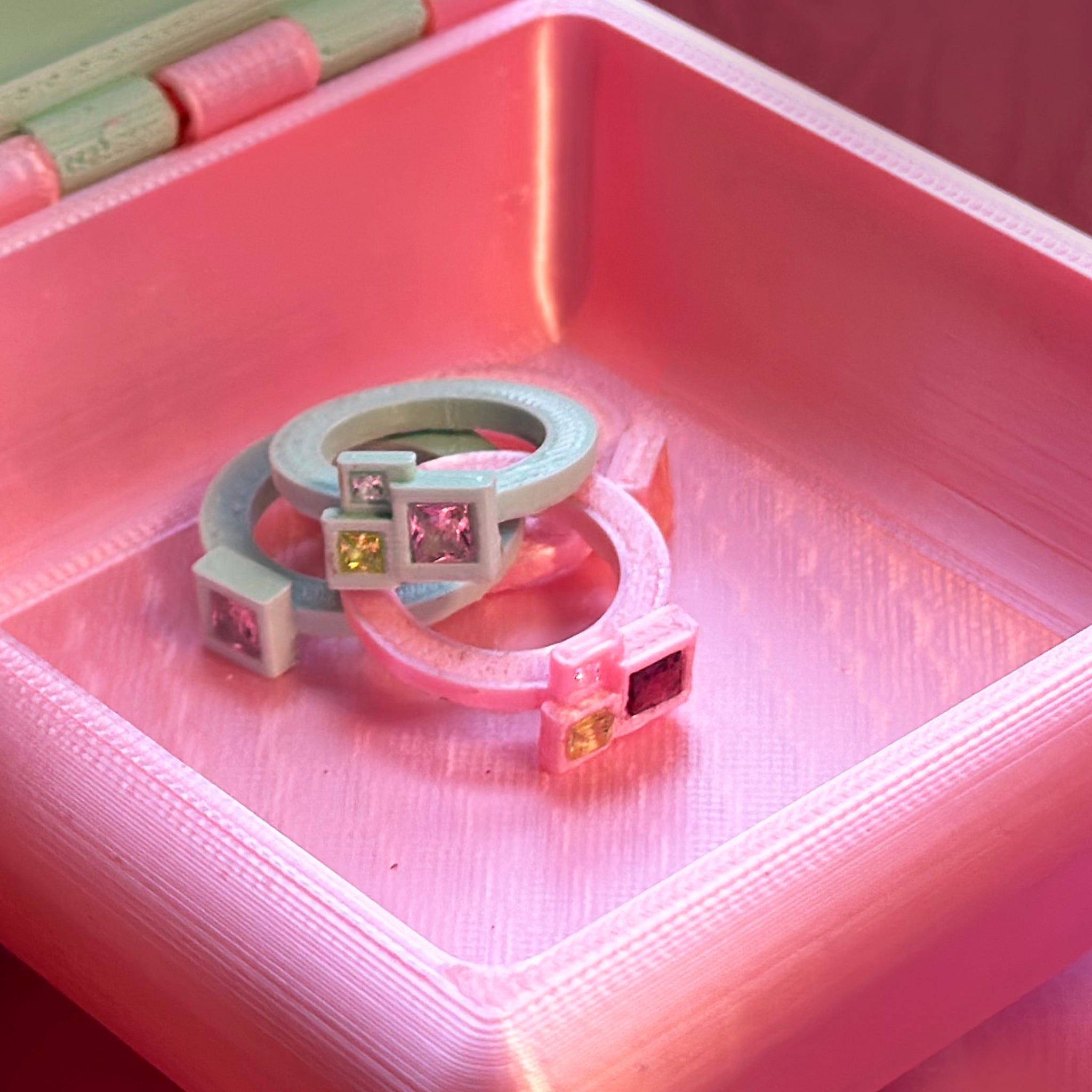 3D Printed Pixelation Box in PLA with Gemstones